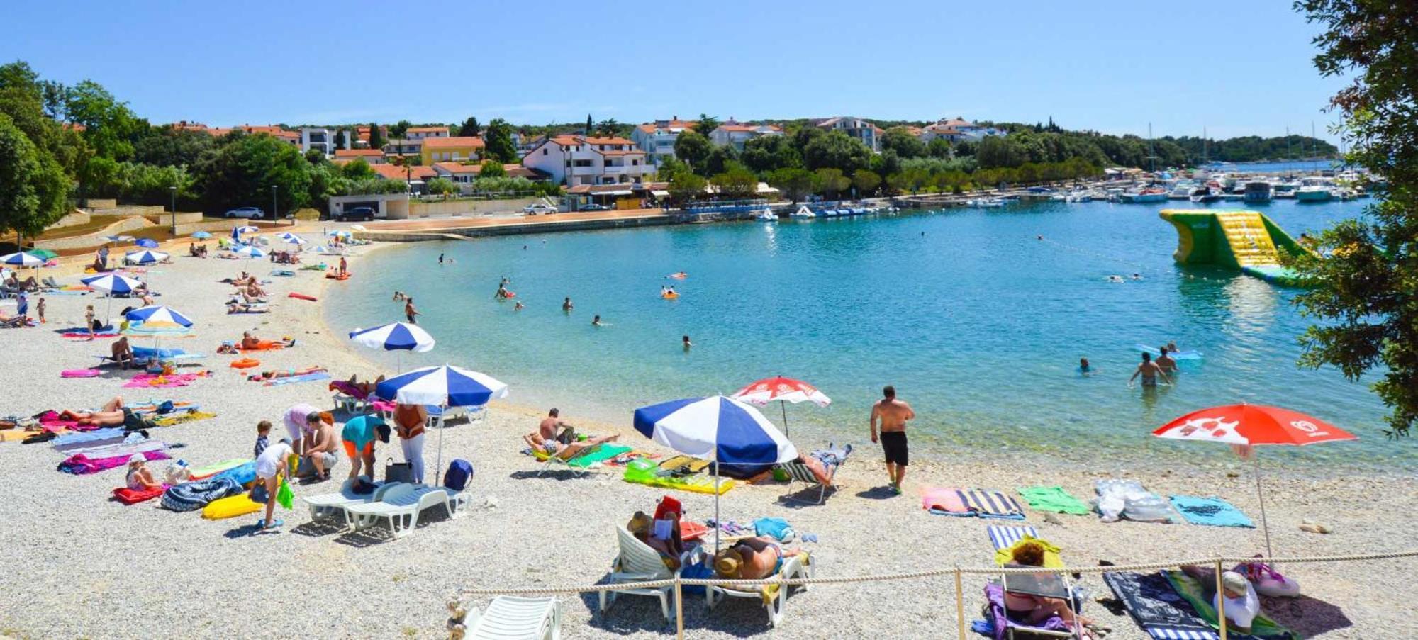 Apartament La Playa *